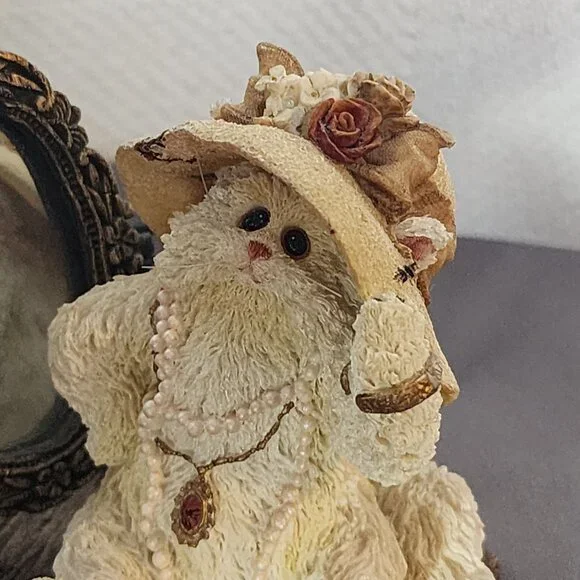 Boyds Bears The Purrstone Collection Purrcilla Prissybuns Ready for my Closeup - Picture 5 of 16